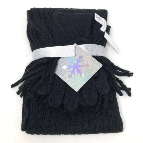 Accessories - New York & Company Scarf & Gloves Set